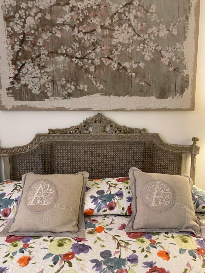 Апартаменты Violetta Maison, Elegante E Romantica A Salo' Экстерьер фото